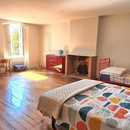 Les Hauts De St Jacques Maison D'exception 300m2, Jardin Arbore 2000m2 بيت للعطل