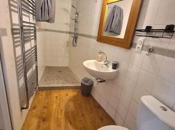 Les Hauts De St Jacques Maison D'exception 300m2, Jardin Arbore 2000m2 Casa de Férias *