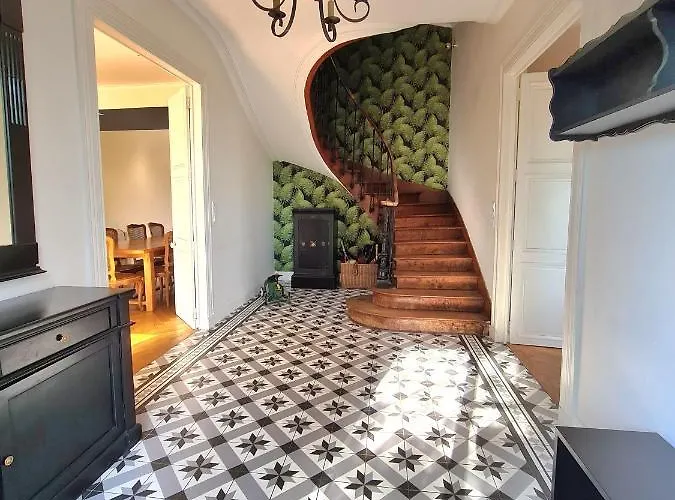 Les Hauts De St Jacques Maison D'exception 300m2, Jardin Arbore 2000m2 Дом отдыха *